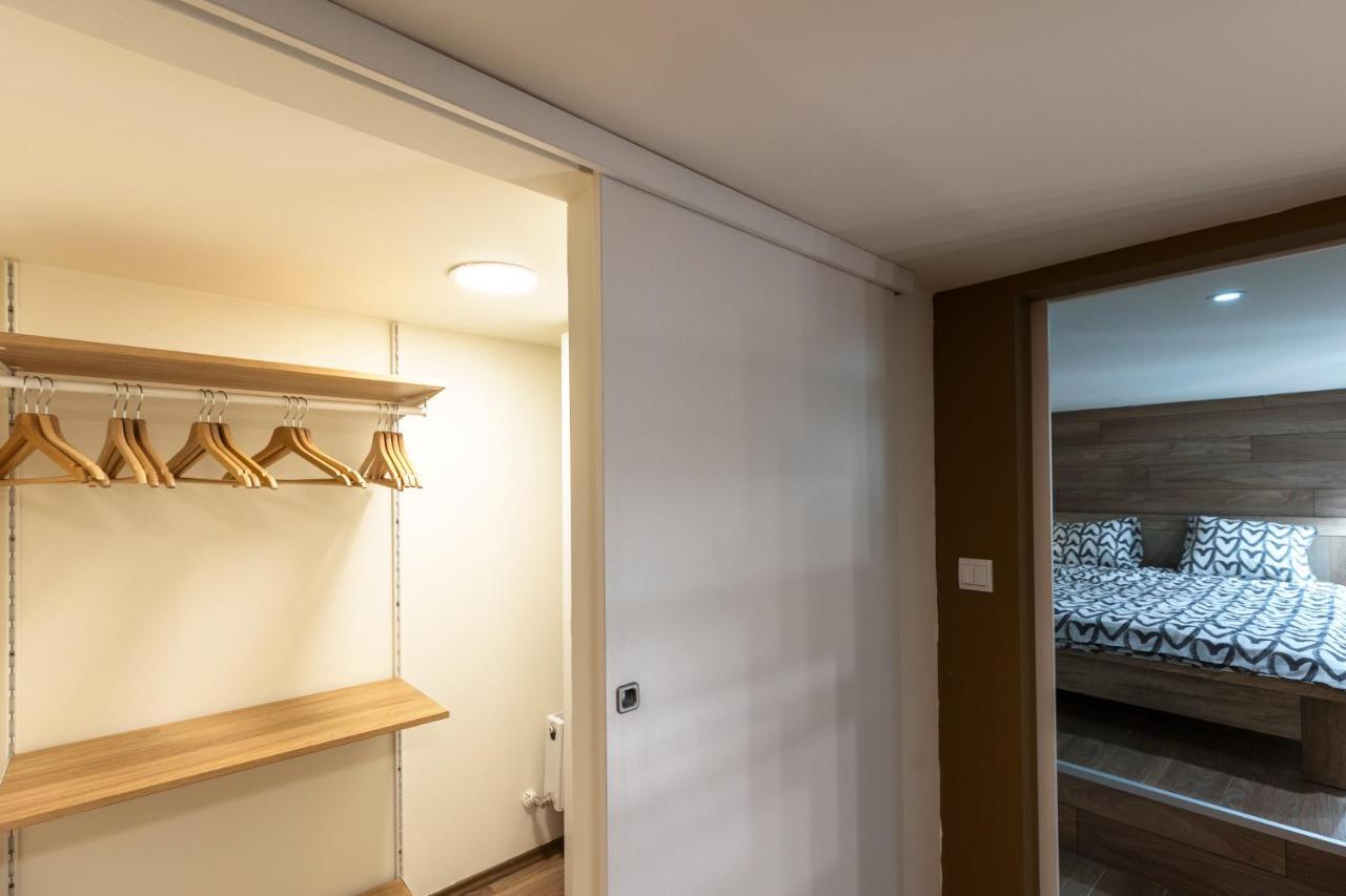 Kazinczy 10 Apartment With 3 Bedrooms Budapest Eksteriør billede